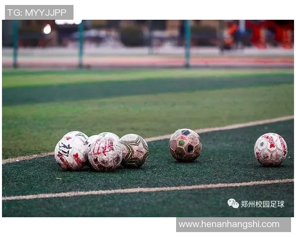 追寻梦想的绿茵之路足球上大学开启人生新篇章